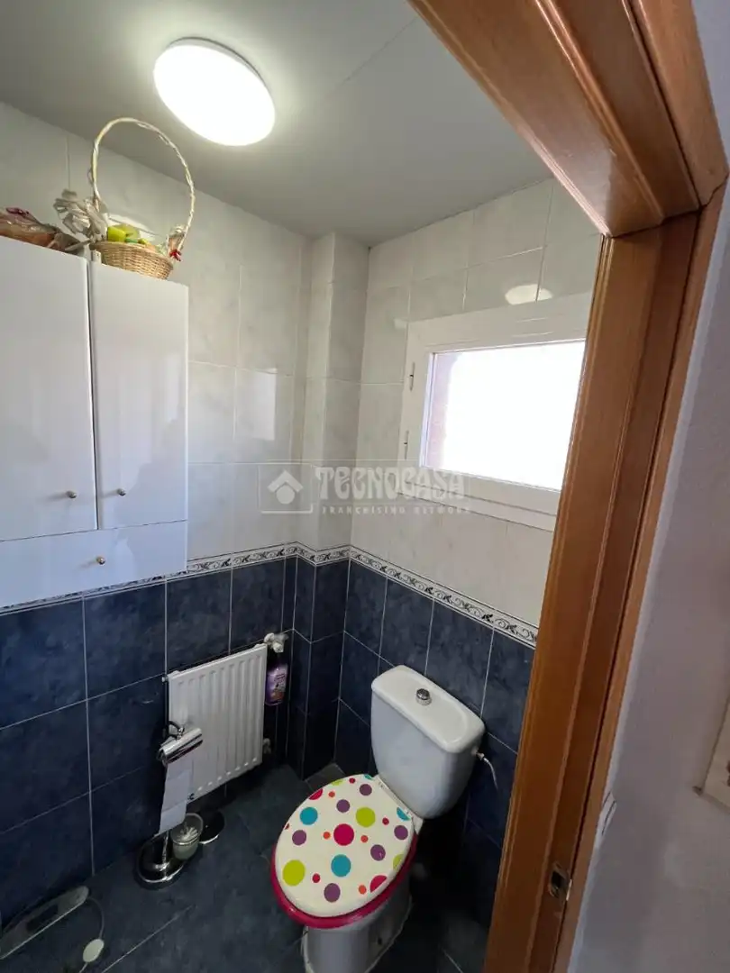 Bathroom of Detached homes for sale in Alcalá de Henares  with Air Conditioner and Heating