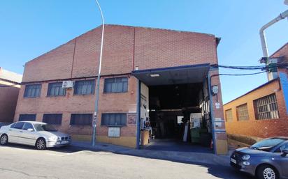 Vista exterior de Nau industrial en venda en Fuenlabrada