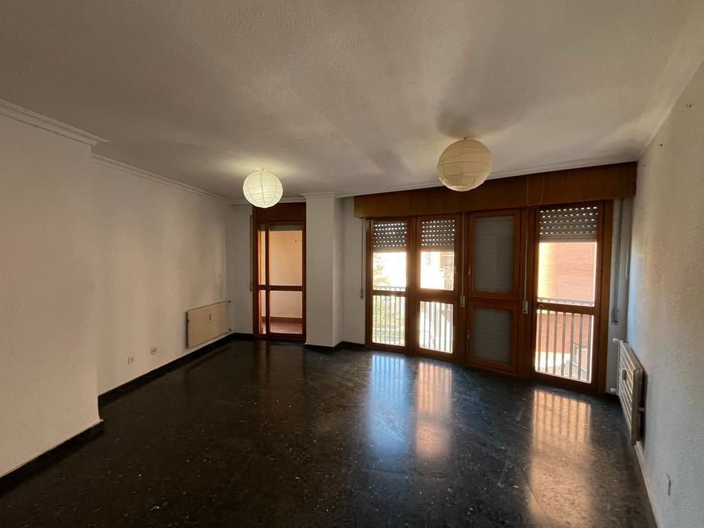 Flat for sale in  Albacete Capital  with Heating and Balcony