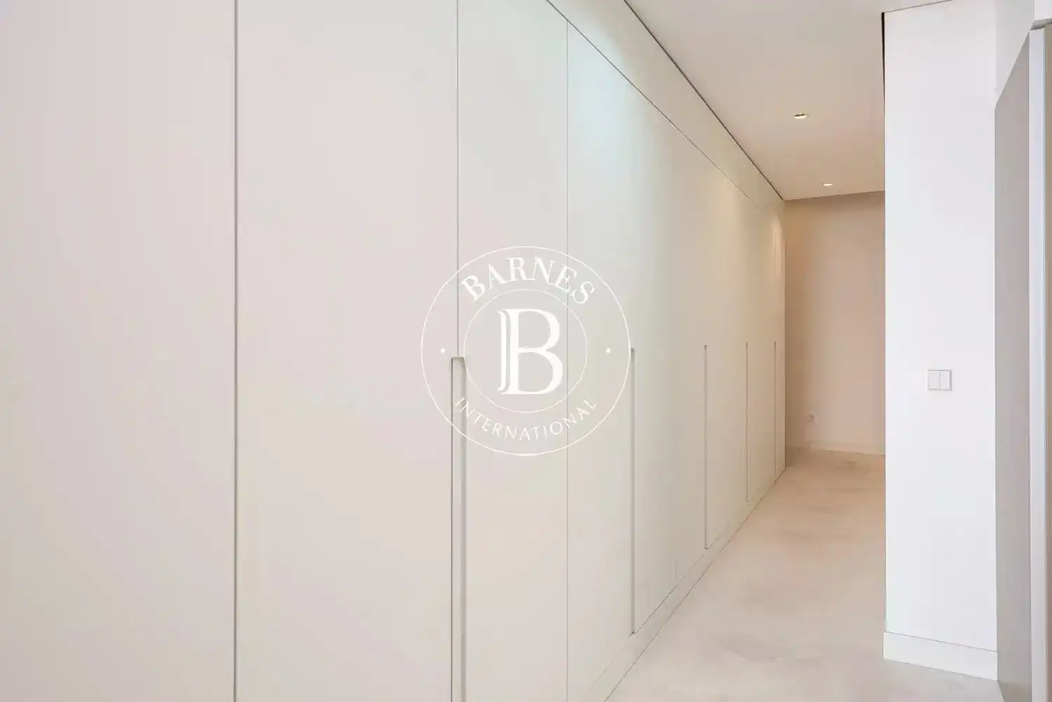 Flat for rent in Madrid  with Air Conditioner, Heating and Storage room