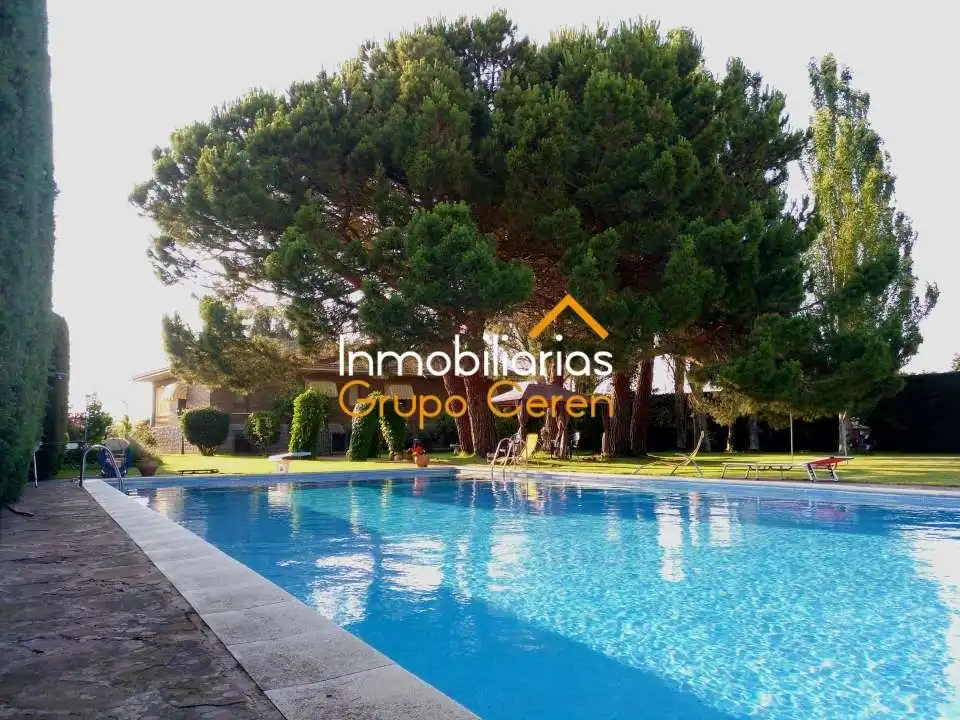 Houses for sale in Santo Domingo de la Calzada