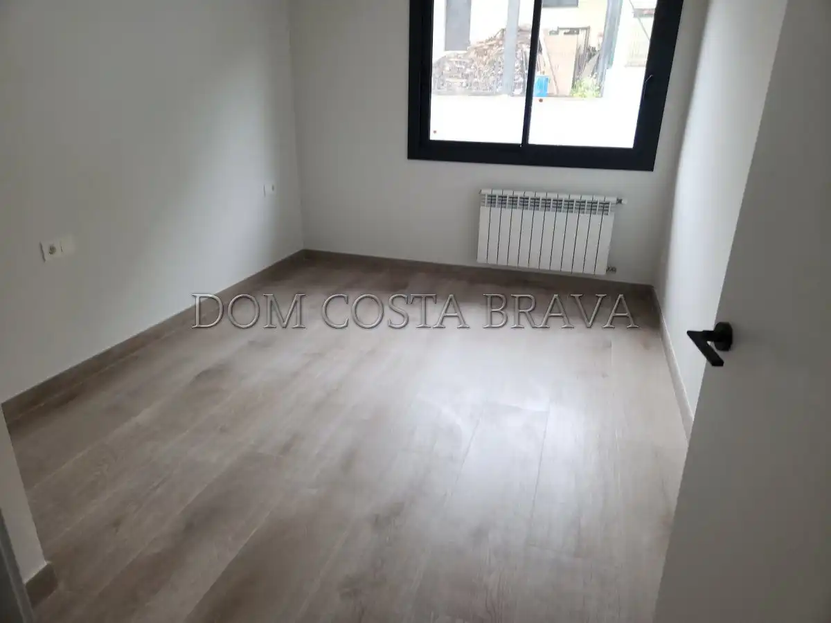 Detached homes for sale in Olot  with Heating, Private garden and Storage room