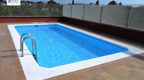 Luminoso piso de 3 habitaciones con balcon y piscina en Can Sabata, Lloret de Mar