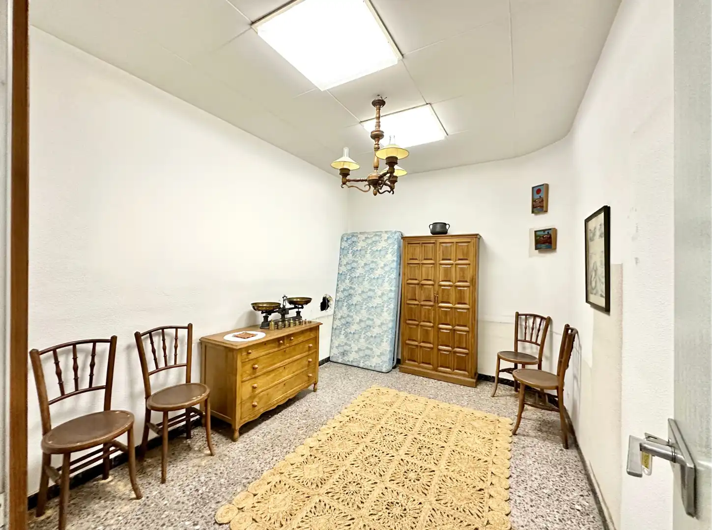 Edificio en venta en Montesquiu