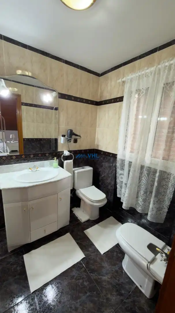 Casa amb jardí en venda a Barrio Sámano 86D, imagen 59