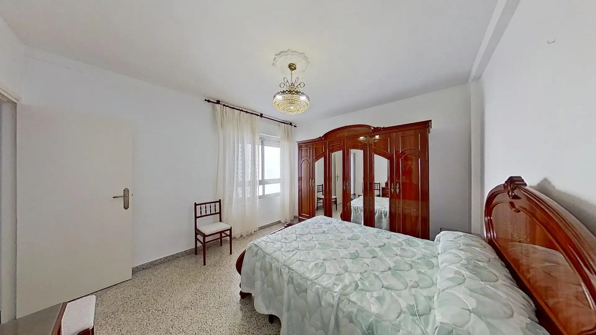 Dormitori de Pis en venda en Motril amb Balcó i Alarma