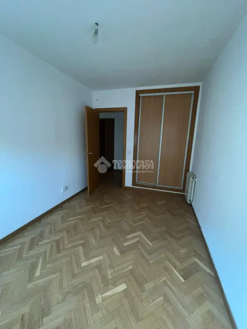 Bedroom of Flat for rent in Villaverde