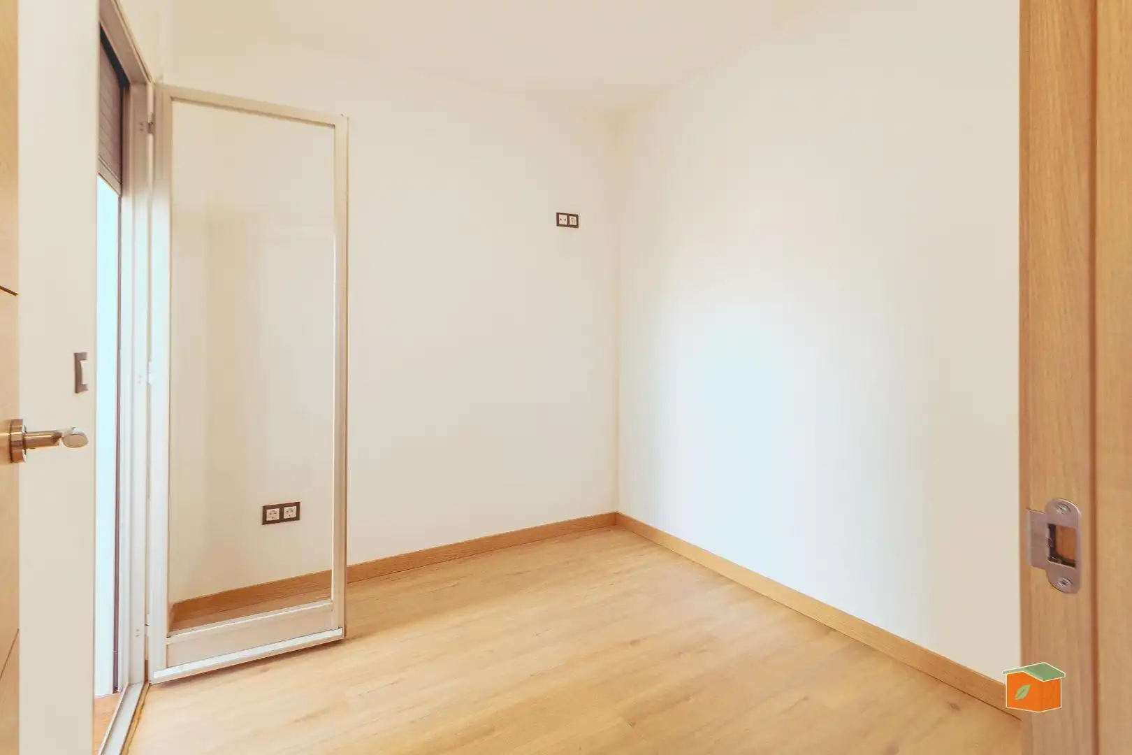 Schlafzimmer von Wohnungen zum Verkauf in Santa Bàrbara mit Parkett, Terrasse und Balkon