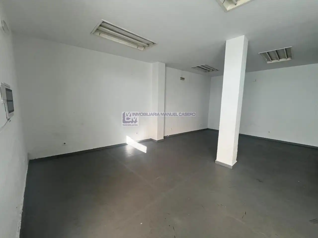 Local comercial en venda a Casco Antiguo, imagen 4