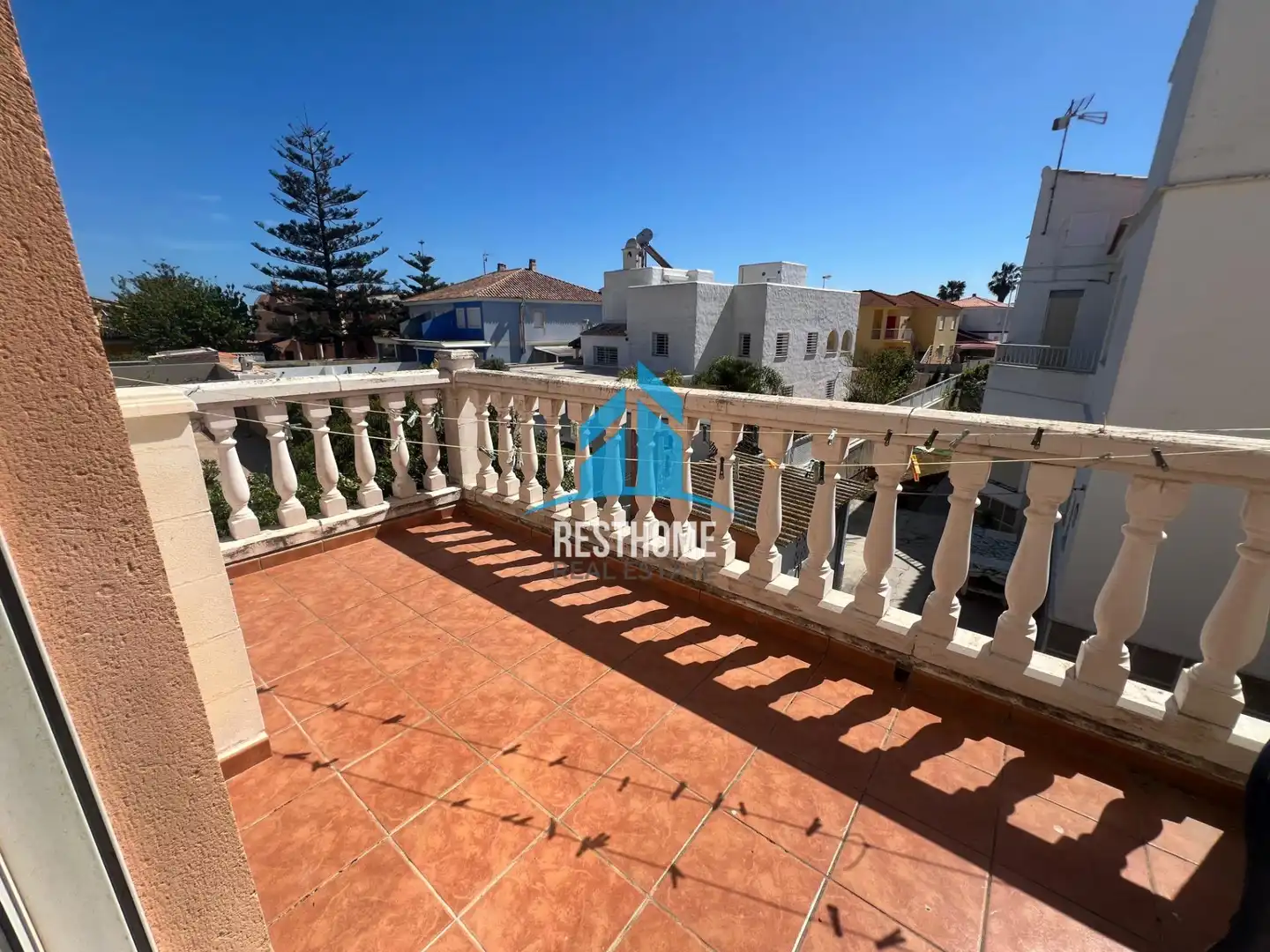 Vista exterior de Casa adosada en venda en Cullera amb Terrassa