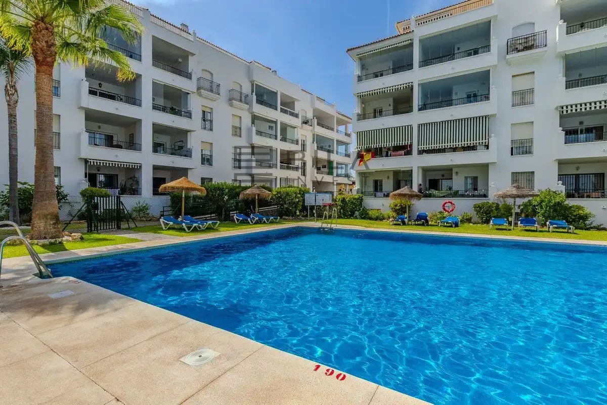 Piscina de Pis en venda en Riviera del Sol