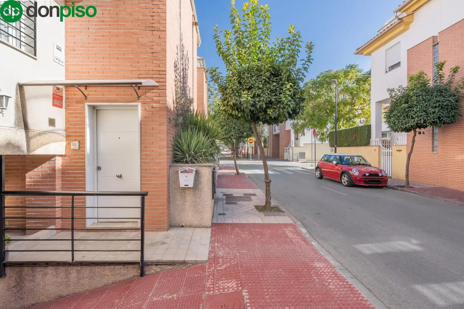 Exterior view of Detached homes for sale in Armilla  with Air Conditioner, Terrace and Balcony