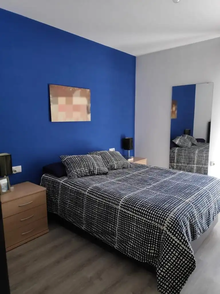 Piso con terraza en venta en Carrer de Navata, imagen 3