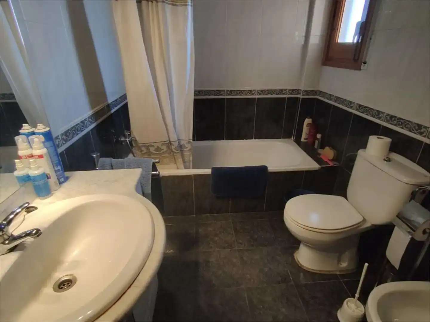 Baño de Casa o chalet en venta en Canovelles con Terraza y Balcón