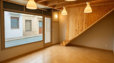 Oportunidad Única en el Corazón de Sabadell Casa Esquinera en Nuda Propiedad.