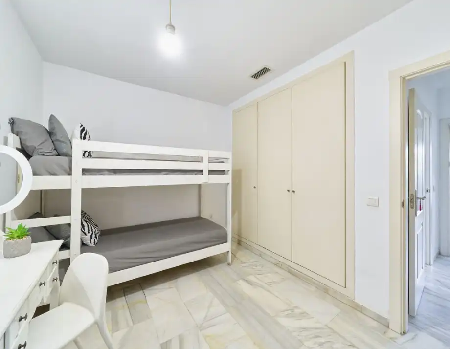 Flat with pool for sale in Torrequebrada, imagen 13