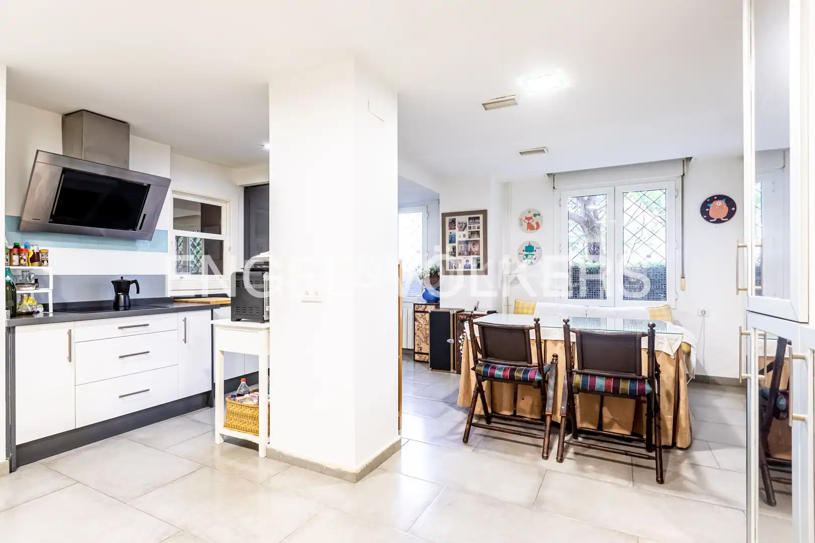 Vista exterior de Piso de alquiler en Sevilla con Aire acondicionado, Calefacción y Trastero