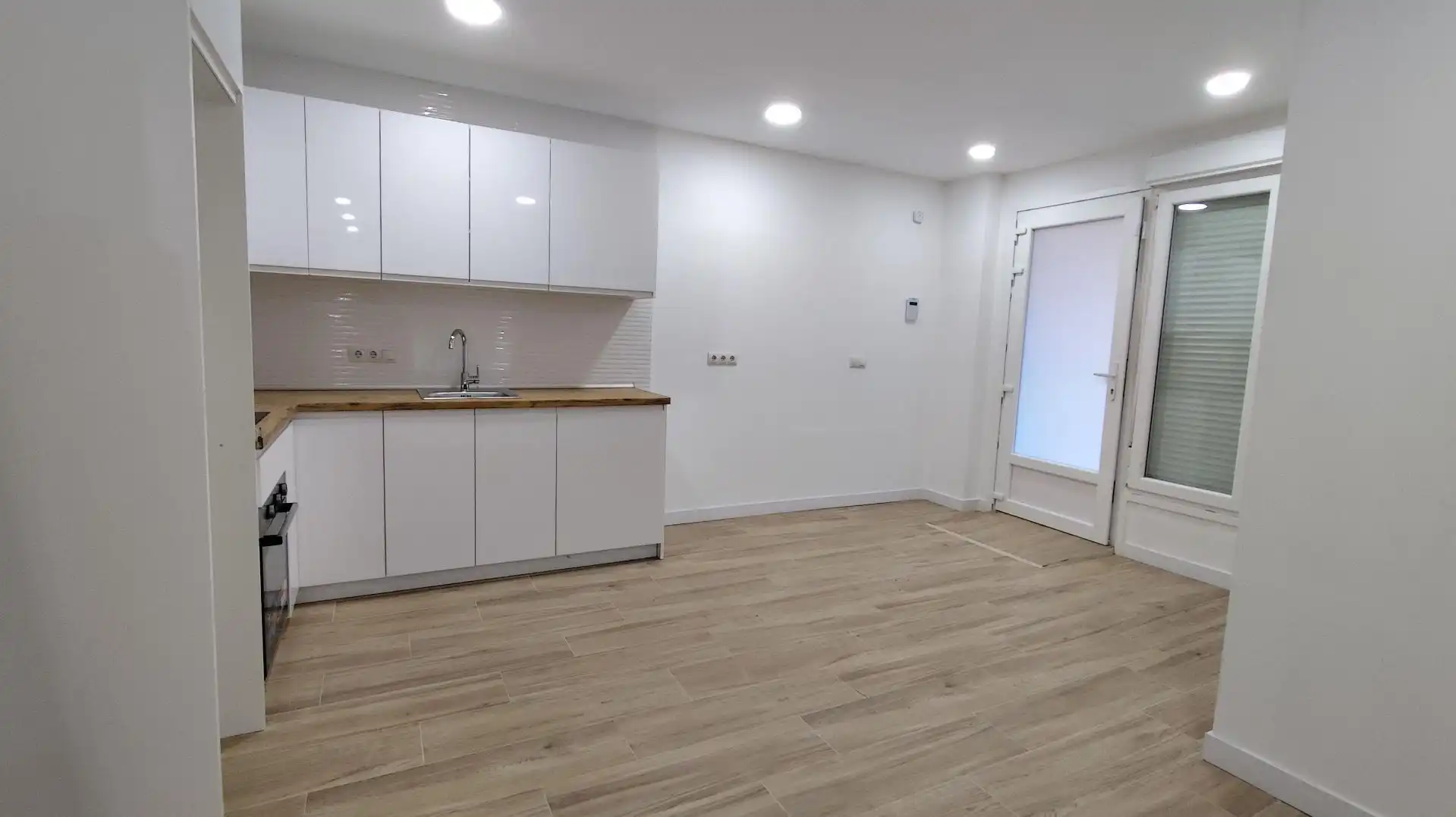 Kitchen of Flat for sale in Barakaldo   with Heating