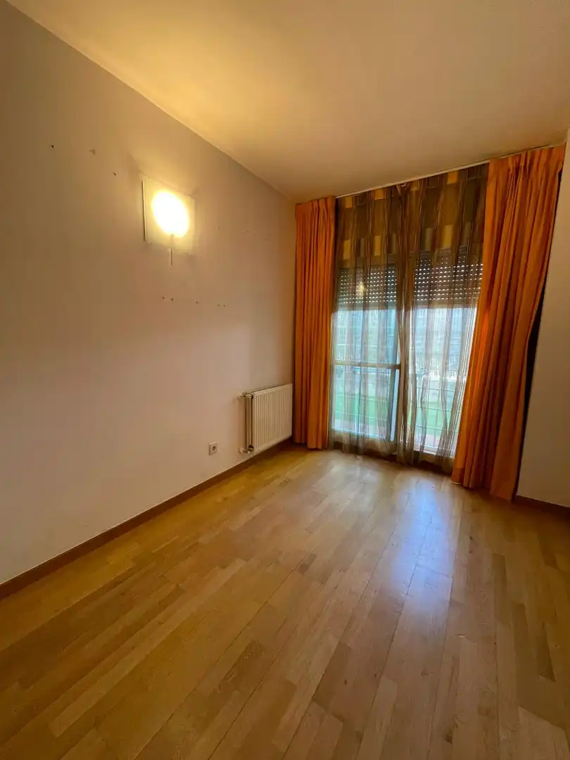 Schlafzimmer von Wohnung zur Miete in Las Rozas de Madrid mit Klimaanlage, Heizung und Terrasse