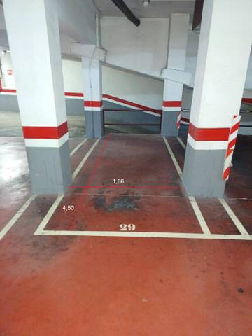 Garaje en Venta en Centre