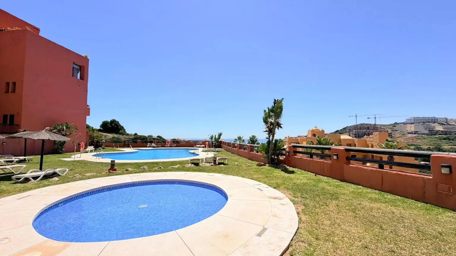 Apartament amb piscina en venda a San Luis de Sabinillas, imagen 15