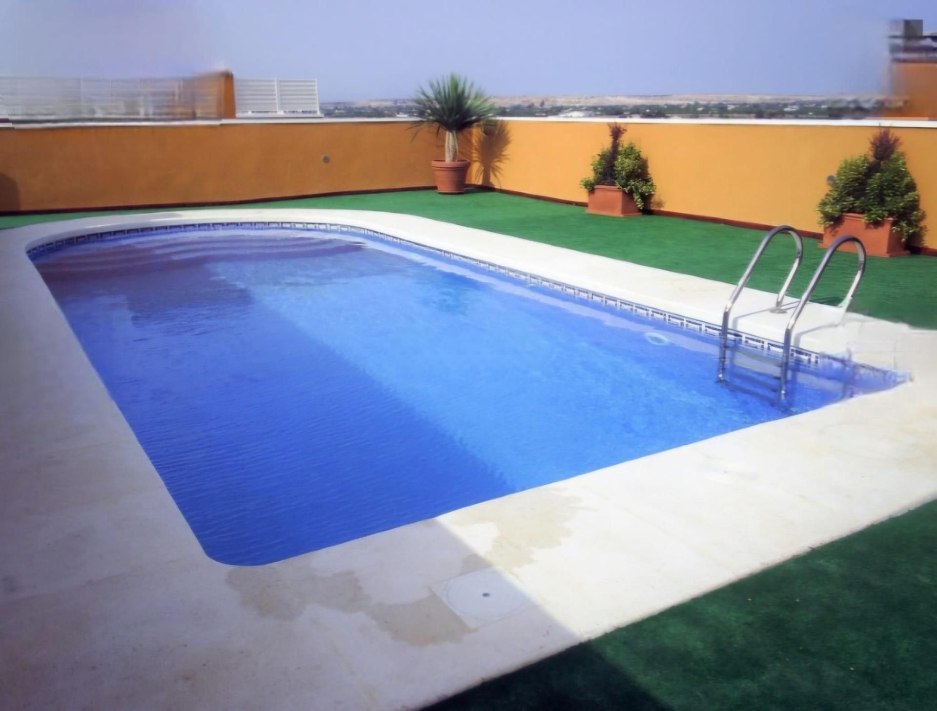 Piscina de Dúplex en venda en Formentera del Segura amb Aire condicionat, Calefacció i Terrassa