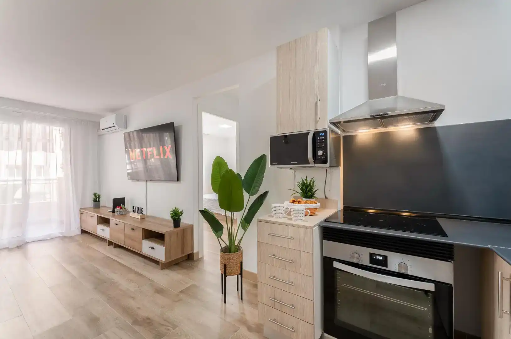 Kitchen of Flat for rent in Salou  with Air Conditioner, Parquet flooring and Furnished