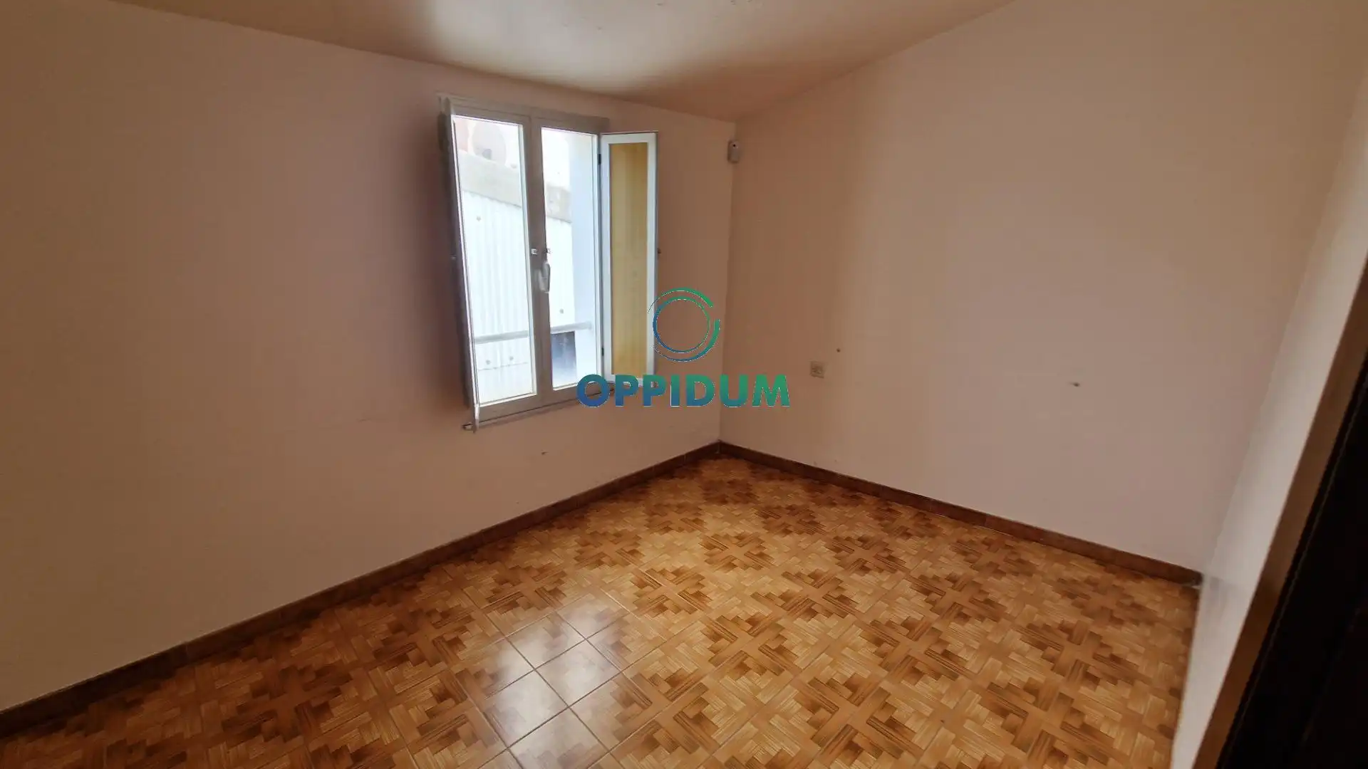 Habitación de Piso en venta en Cariño con Trastero