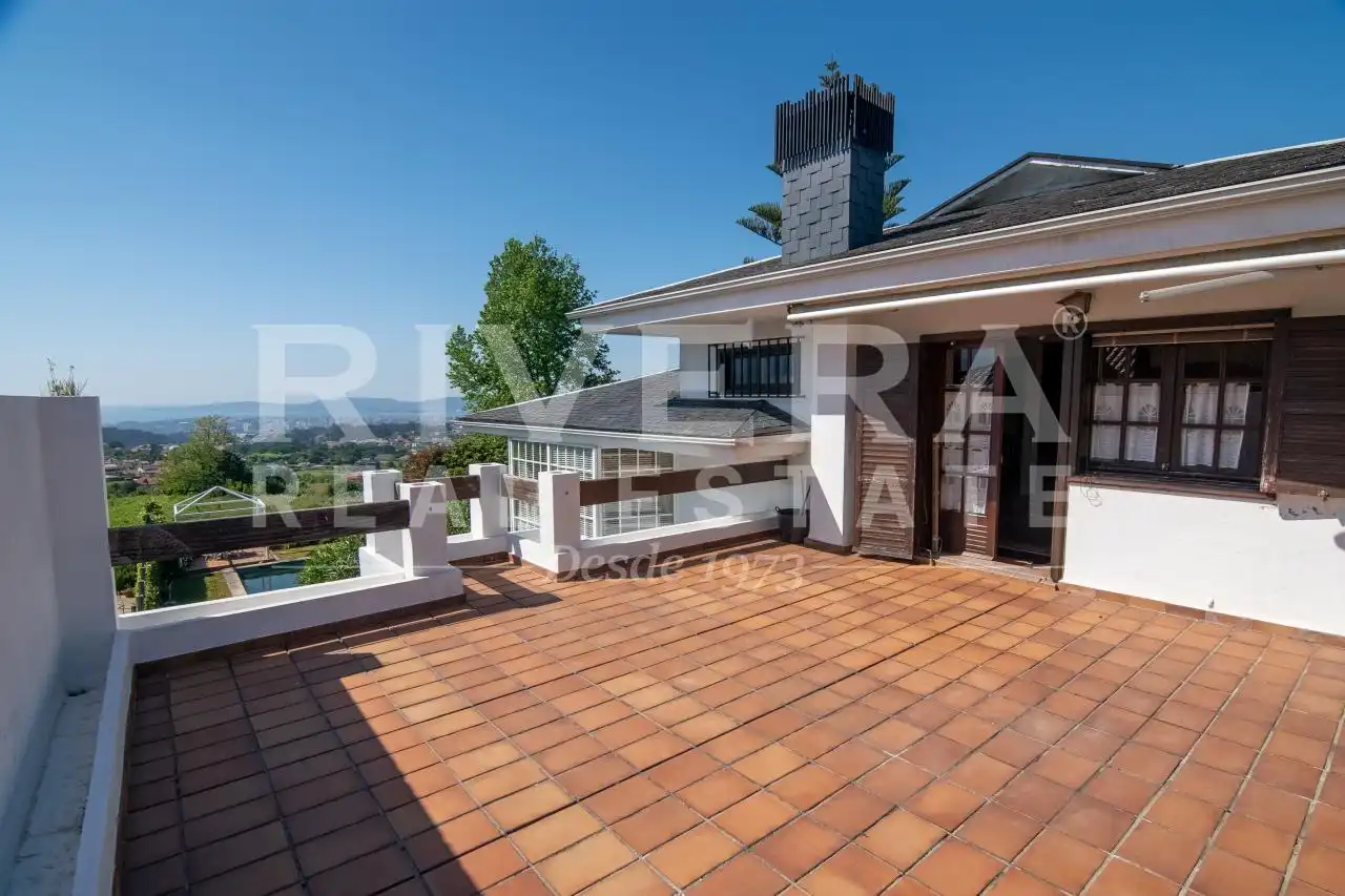 Terraza de Casa o chalet en venta en Vigo  con Calefacción, Jardín privado y Terraza