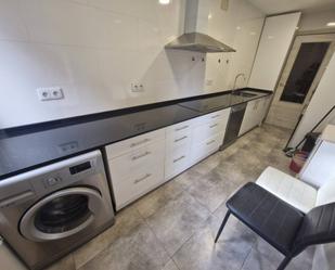 Cuina de Pis en venda en  Logroño amb Calefacció, Parquet i Terrassa