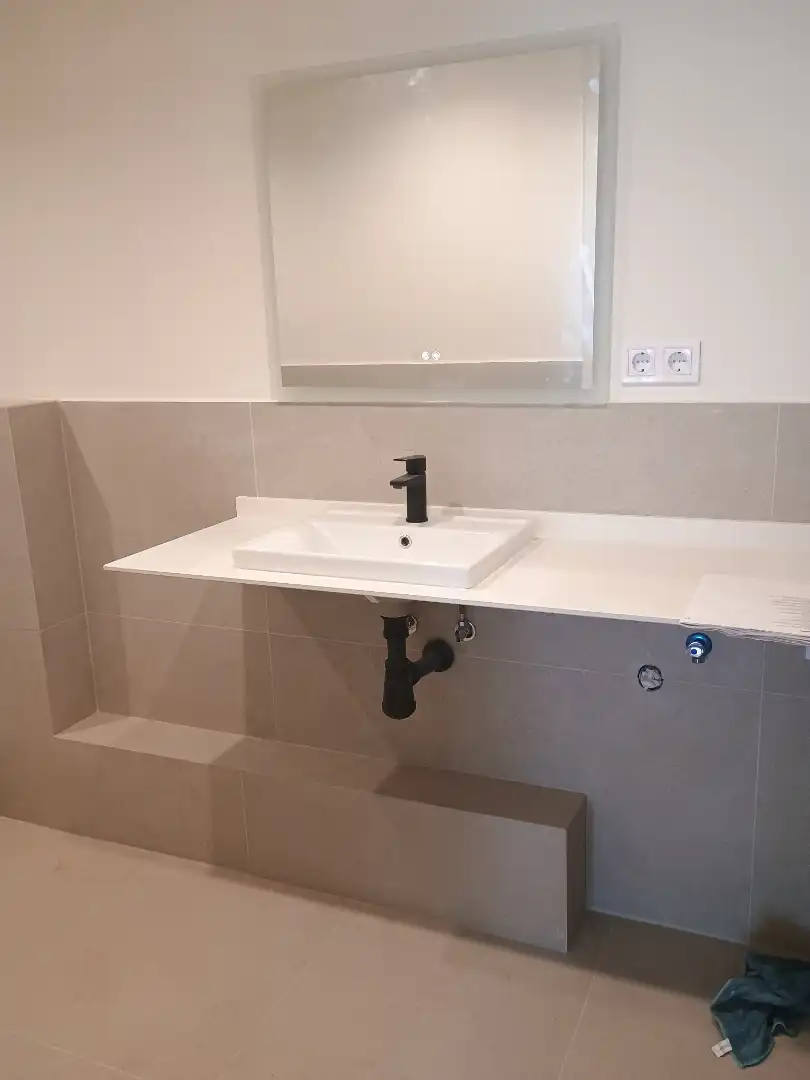 Badezimmer von Wohnung zum Verkauf in Tarragona mit Klimaanlage, Heizung und Parkett