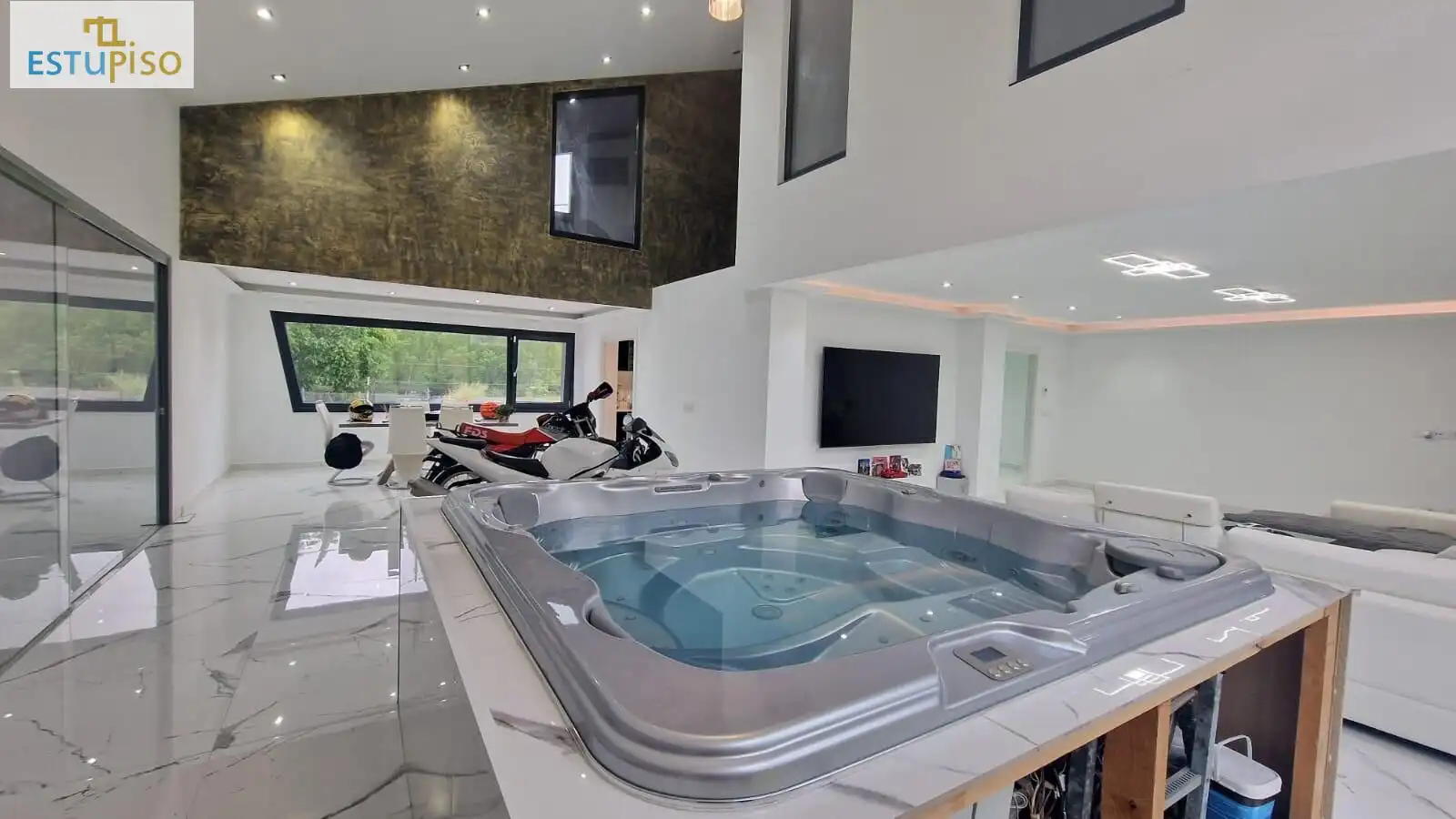 Swimming pool of Houses for sale in Erriberagoitia / Ribera Alta  with Heating, Private garden and Furnished