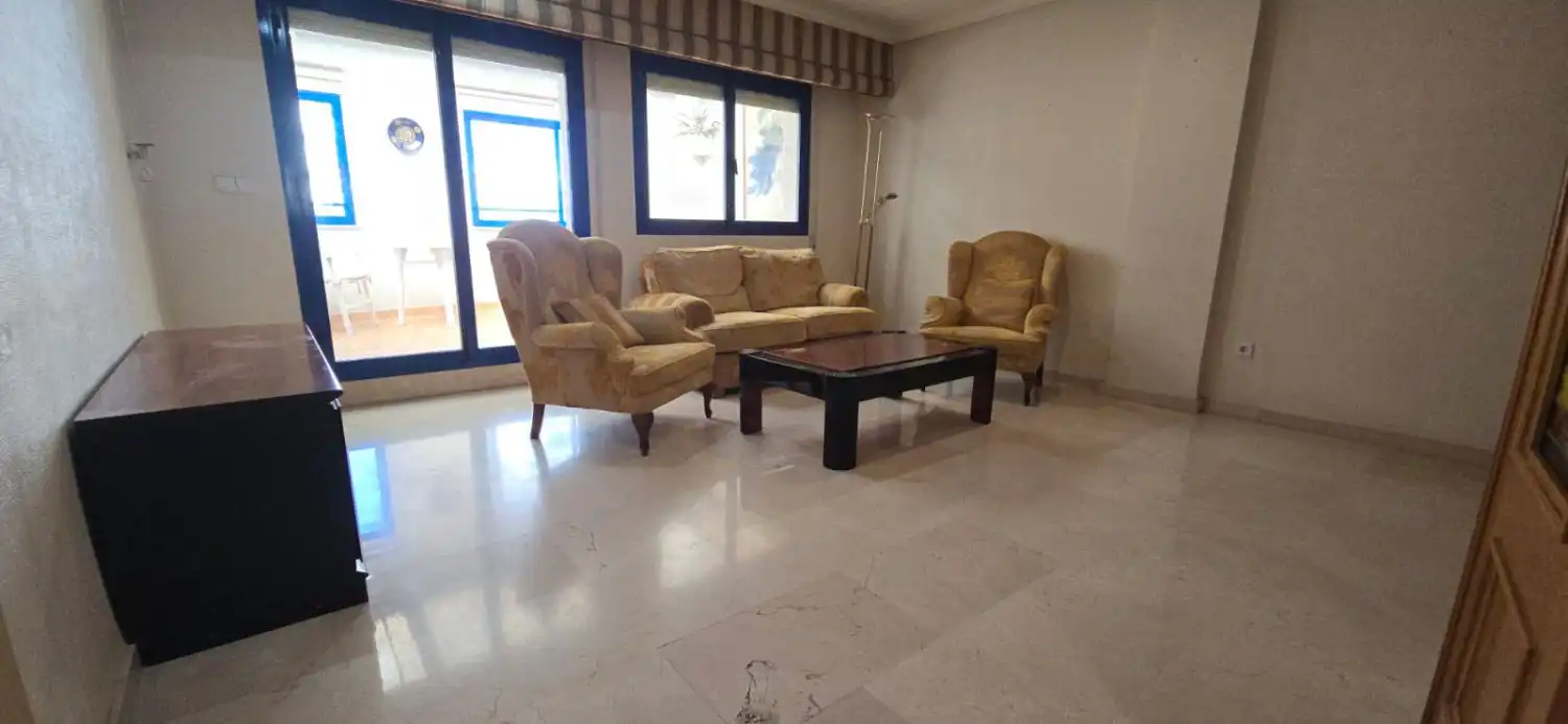 Sala de estar de Ático en venta en Alicante / Alacant con Aire acondicionado, Calefacción y Terraza