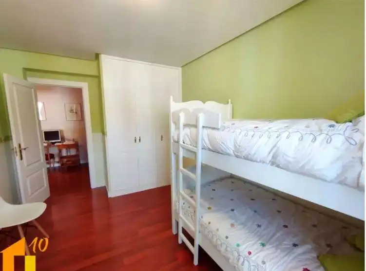 Habitación de Piso en venta en Burgos con Calefacción