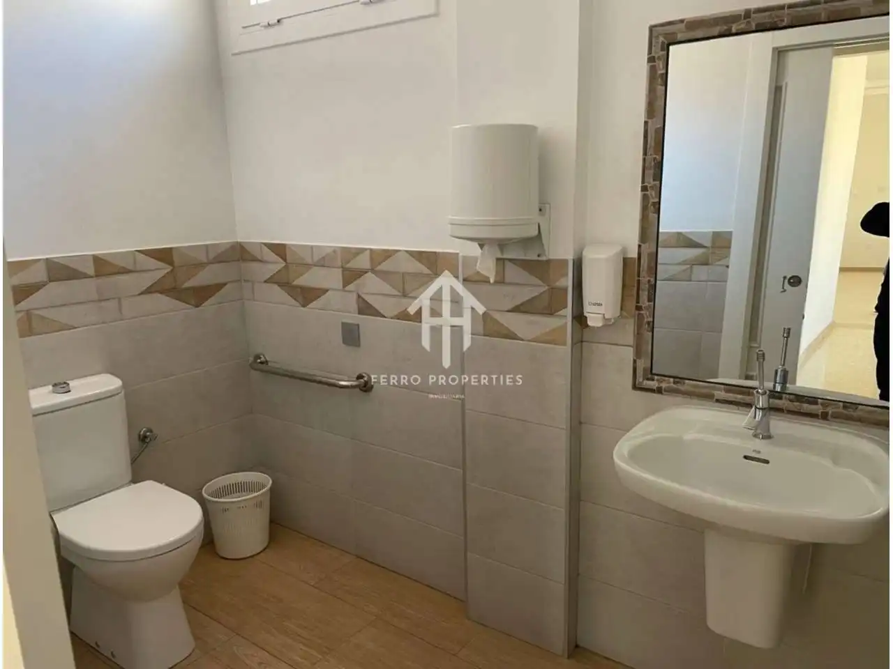 Local comercial en venta en Loja, imagen 13