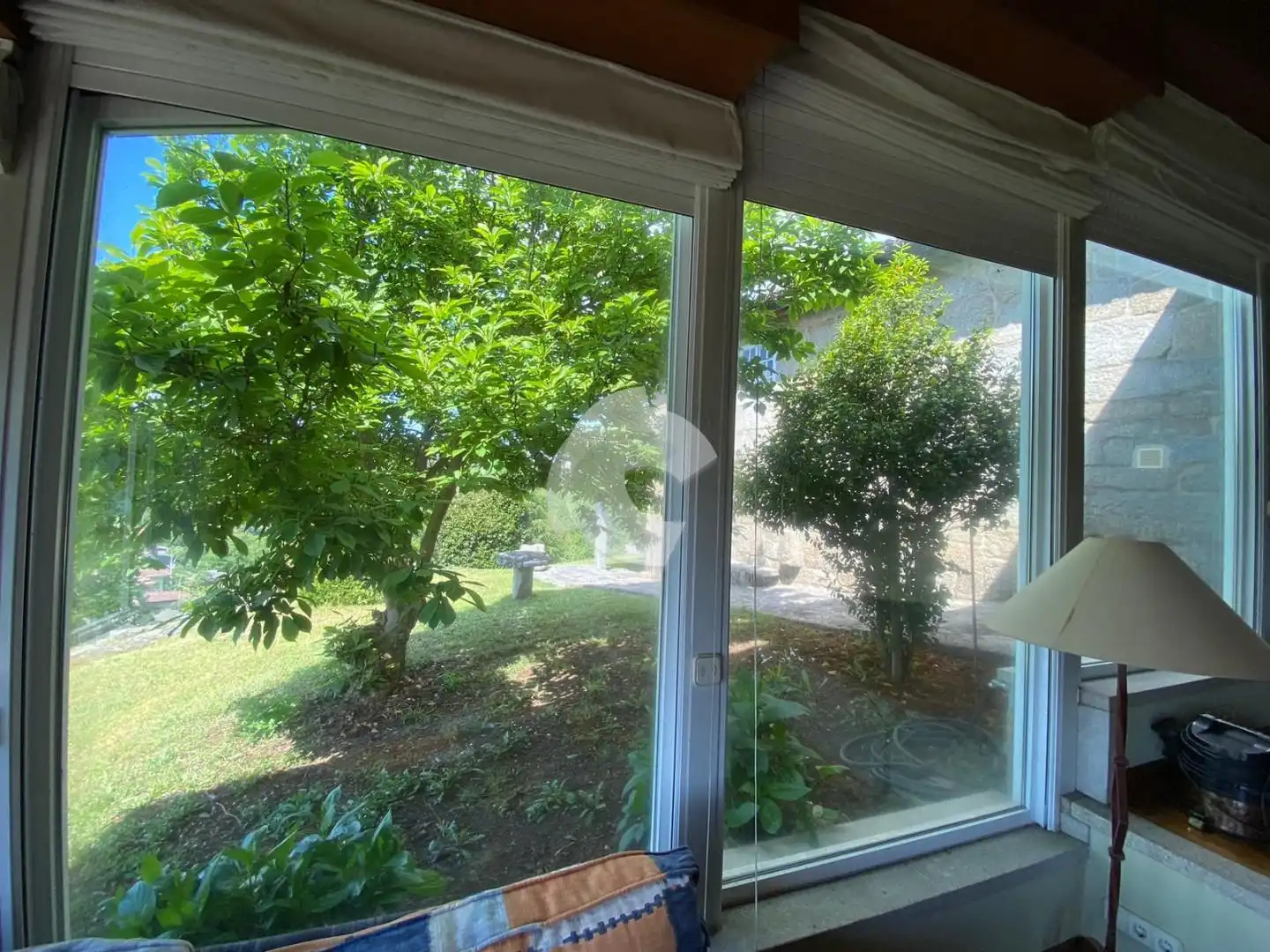 Jardí de Casa o xalet en venda en San Cibrao das Viñas amb Calefacció, Jardí privat i Parquet