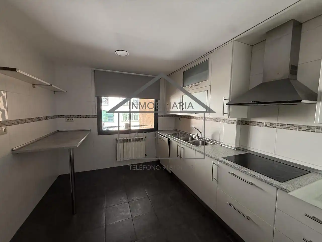 Cocina de Casa adosada en venta en Navalcarnero con Calefacción, Jardín privado y Terraza