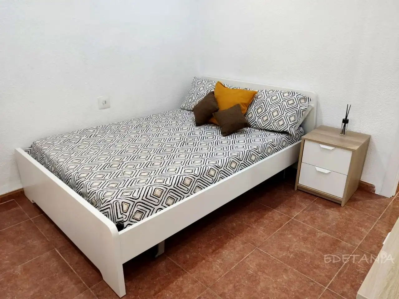 Habitación de Planta baja de alquiler en Moncada con Aire acondicionado, Calefacción y Amueblado
