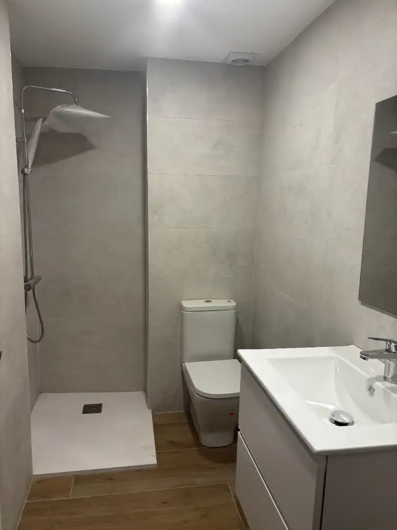 Bany de Planta baixa en venda en Centre