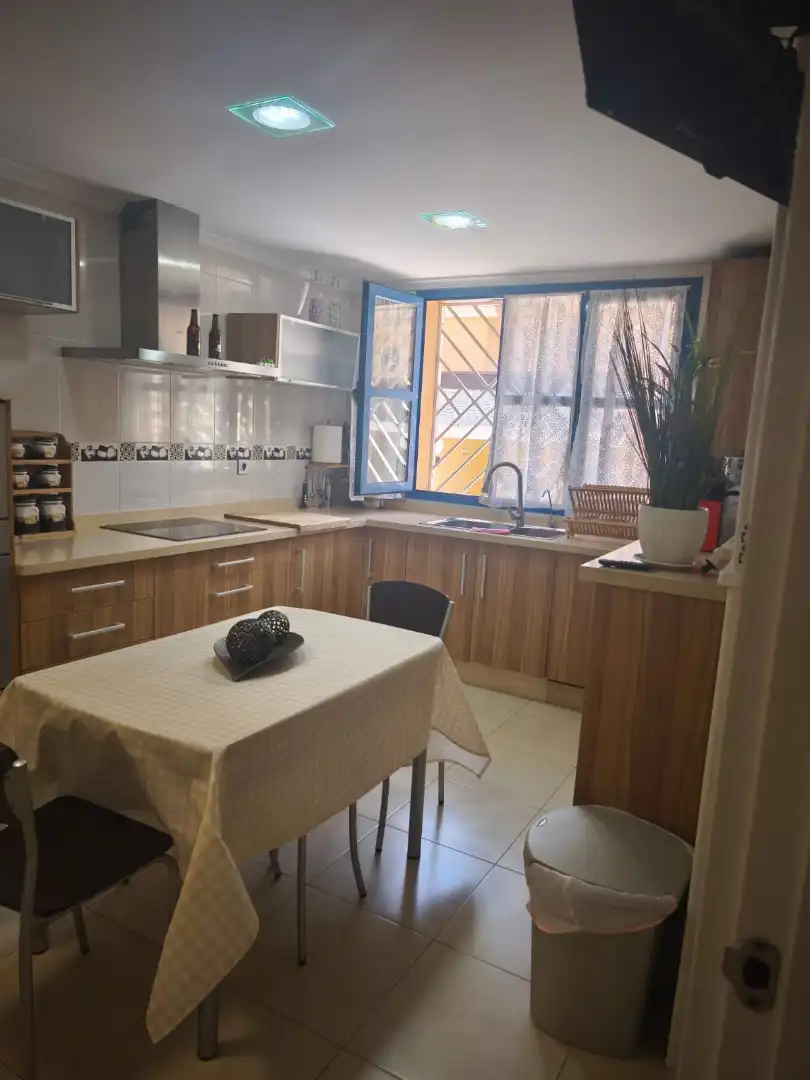 Cocina de Casa adosada en venta en Melilla con Aire acondicionado, Jardín privado y Terraza