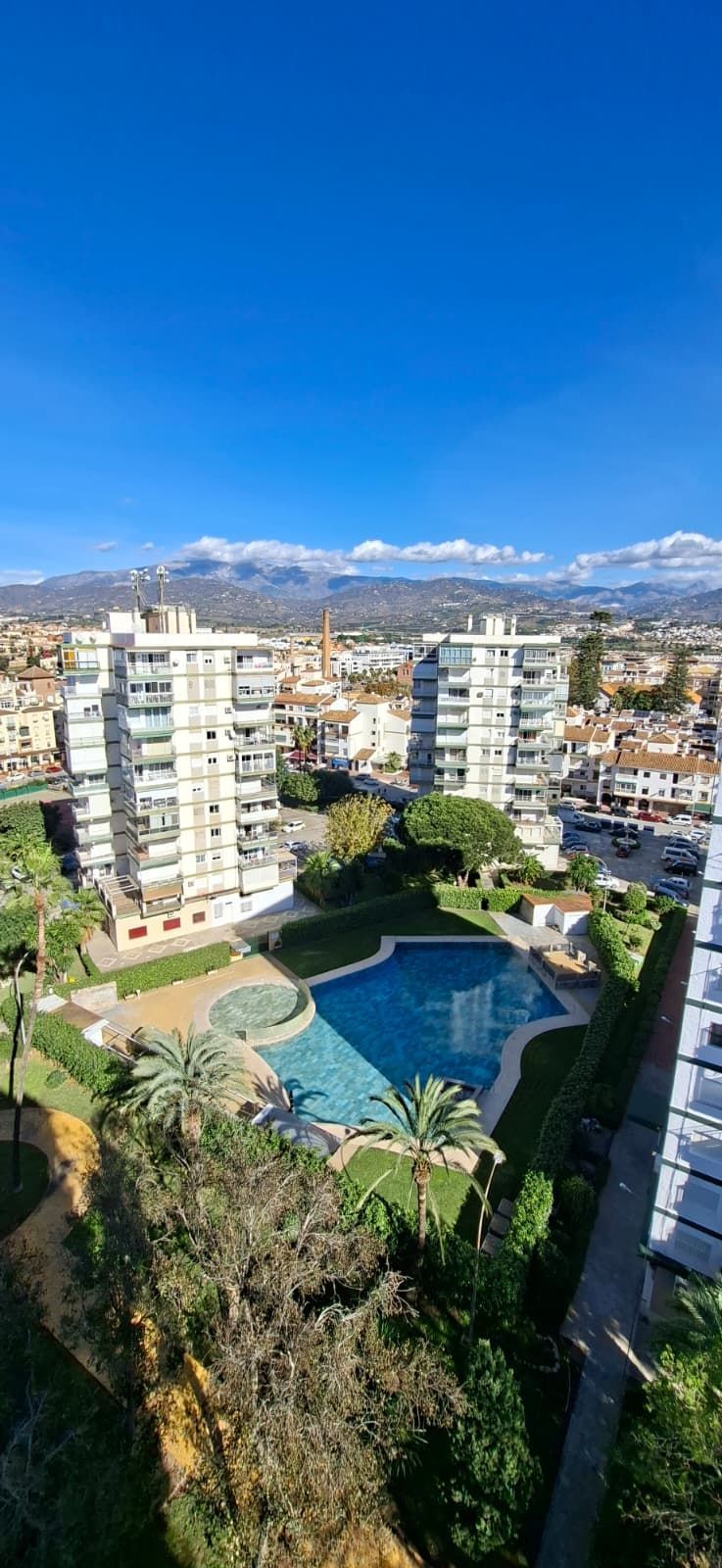 Außenansicht von Wohnung zum Verkauf in Vélez-Málaga mit Klimaanlage und Terrasse