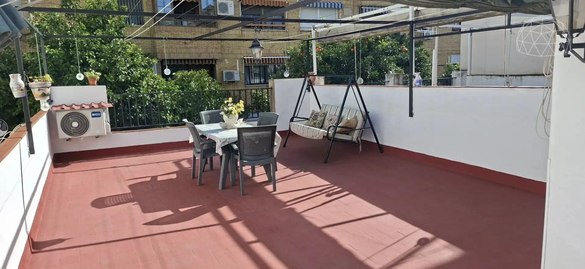 Terrasse von Haus oder Chalet zum Verkauf in Sevilla mit Klimaanlage, Terrasse und Möbliert