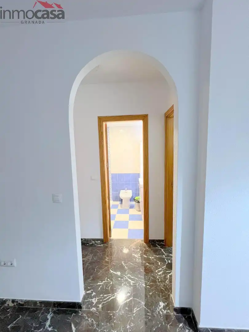 Baño de Piso de alquiler en Armilla con Calefacción, Trastero y Balcón