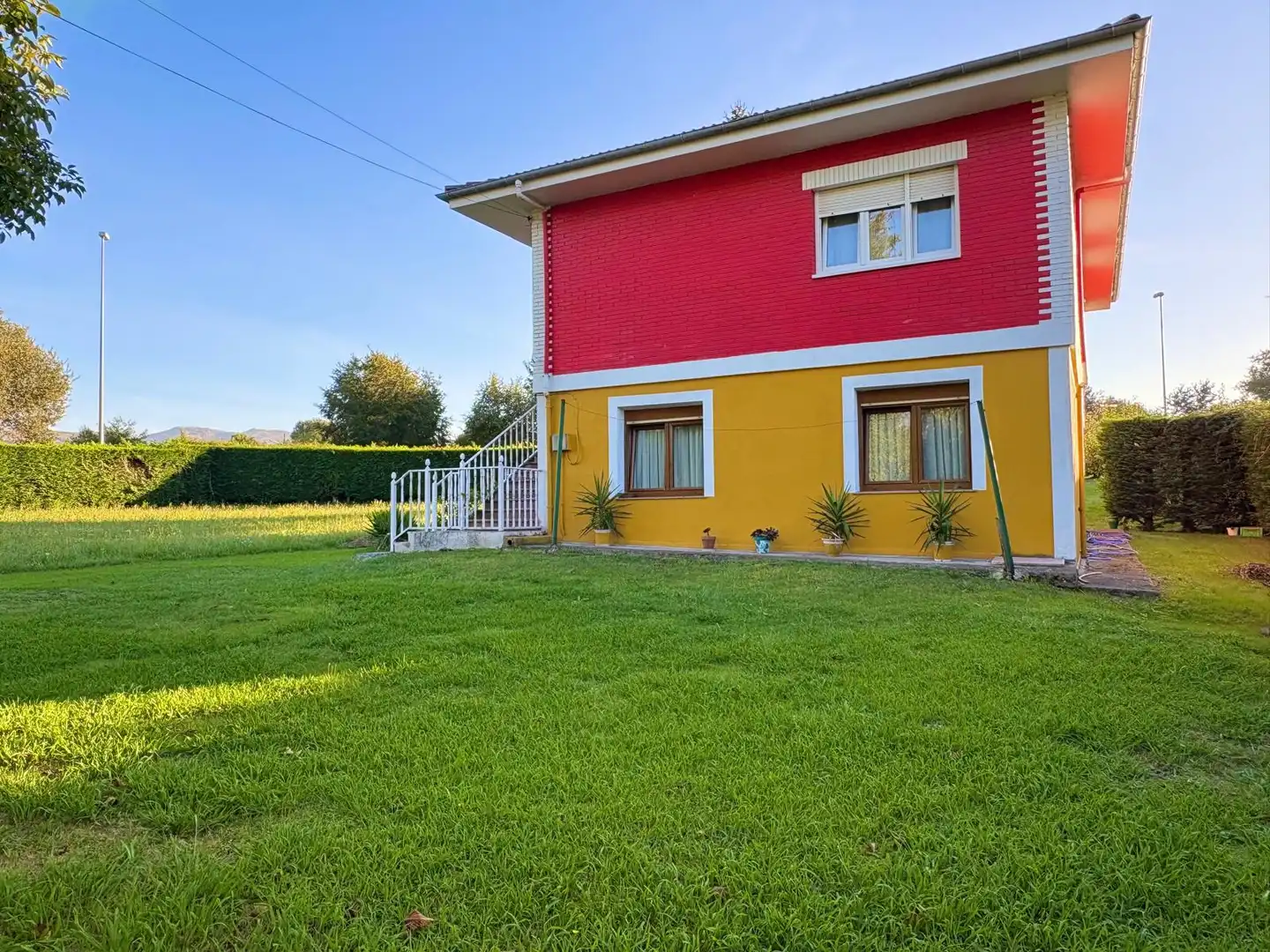 Casa con terraza en venta en Barrio Campuzano 453, imagen 2