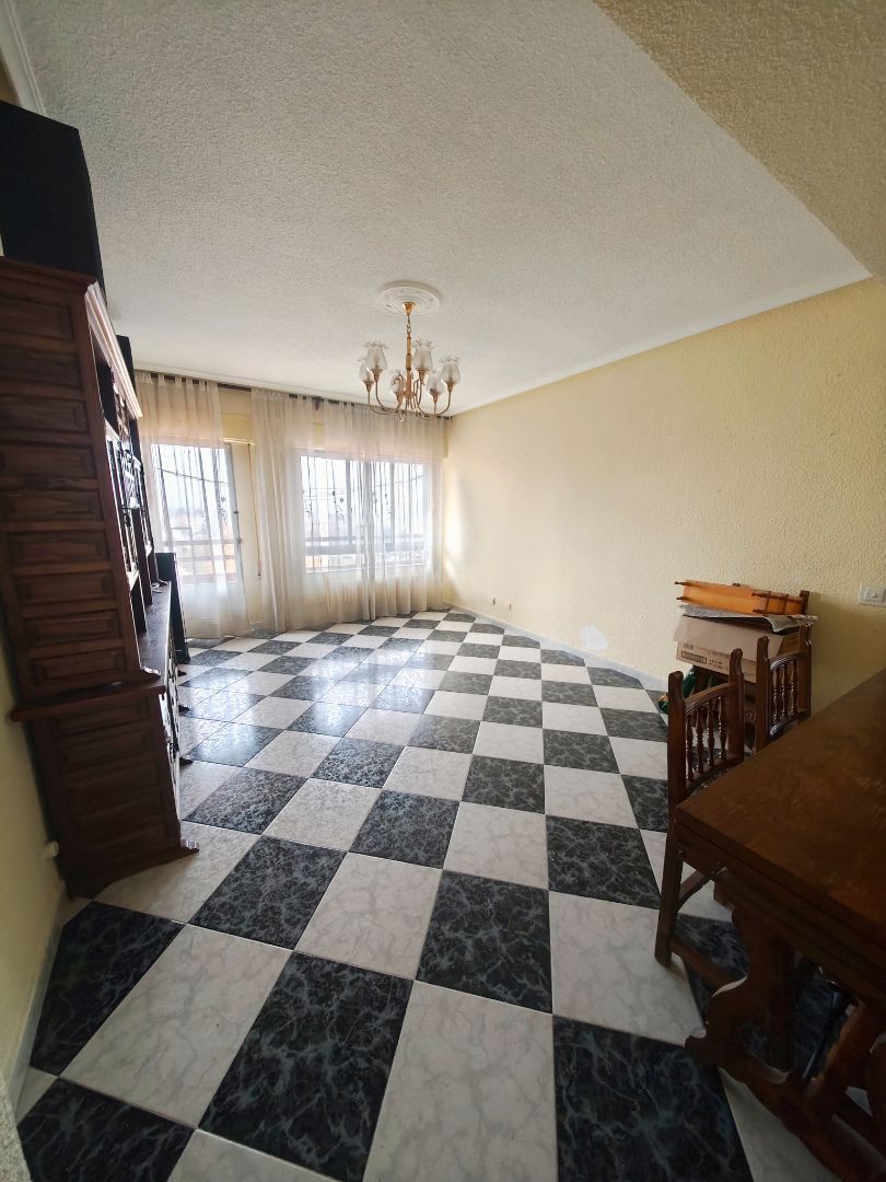 Sala d'estar de Pis en venda en  Toledo Capital amb Balcó