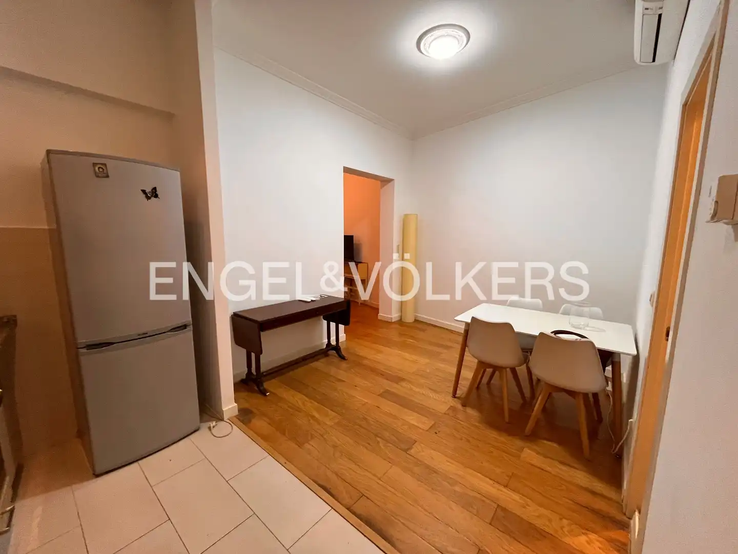 Dining room of Flat for rent in Madrid  with Air Conditioner, Heating and Parquet flooring