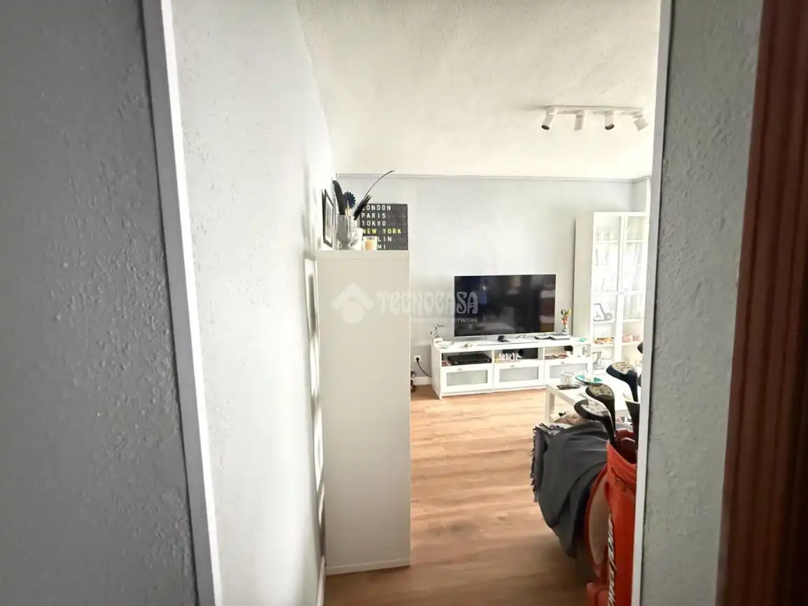 Living room of Flat for sale in Madrid  with Air Conditioner and Heating