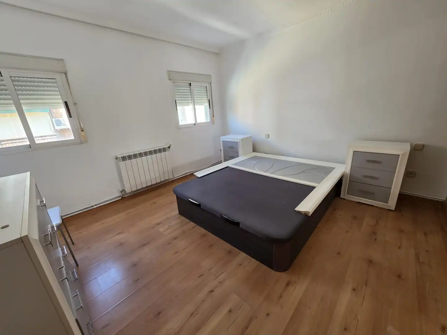 Habitación de Piso en venta en Madrid con Calefacción, Parquet y Amueblado