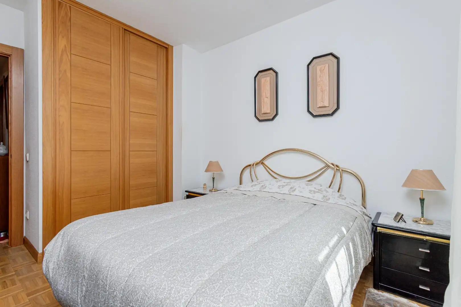 Habitación de Casa adosada en venta en Tres Cantos con Calefacción, Jardín privado y Terraza