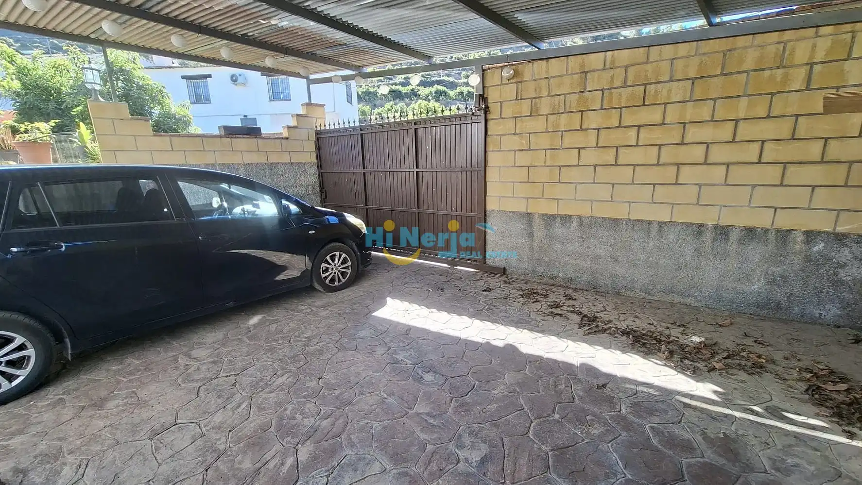 Parking of Houses for rent in Nerja  with Air Conditioner, Heating and Terrace